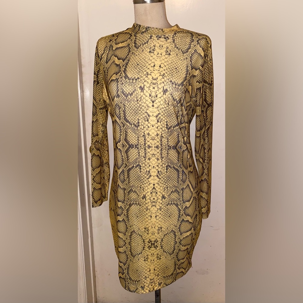 Snake Yellow Dress Print